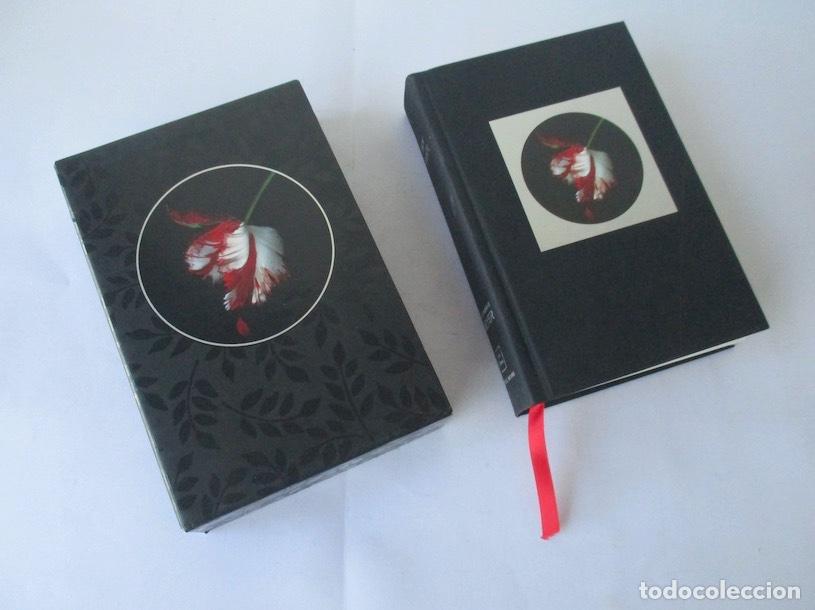 Libros de segunda mano: NEW MOON - STEPHENIE MEYER - Foto 4