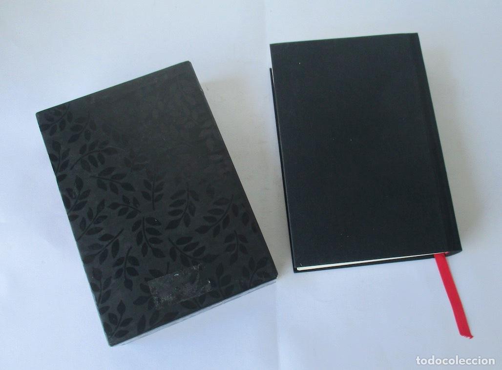 Libros de segunda mano: NEW MOON - STEPHENIE MEYER - Foto 5