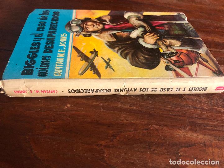 Libros de segunda mano: BIGGLES Y EL CASO DE LOS AVIONES DESAPARECIDOS, CAITAN W.E. JOHNS