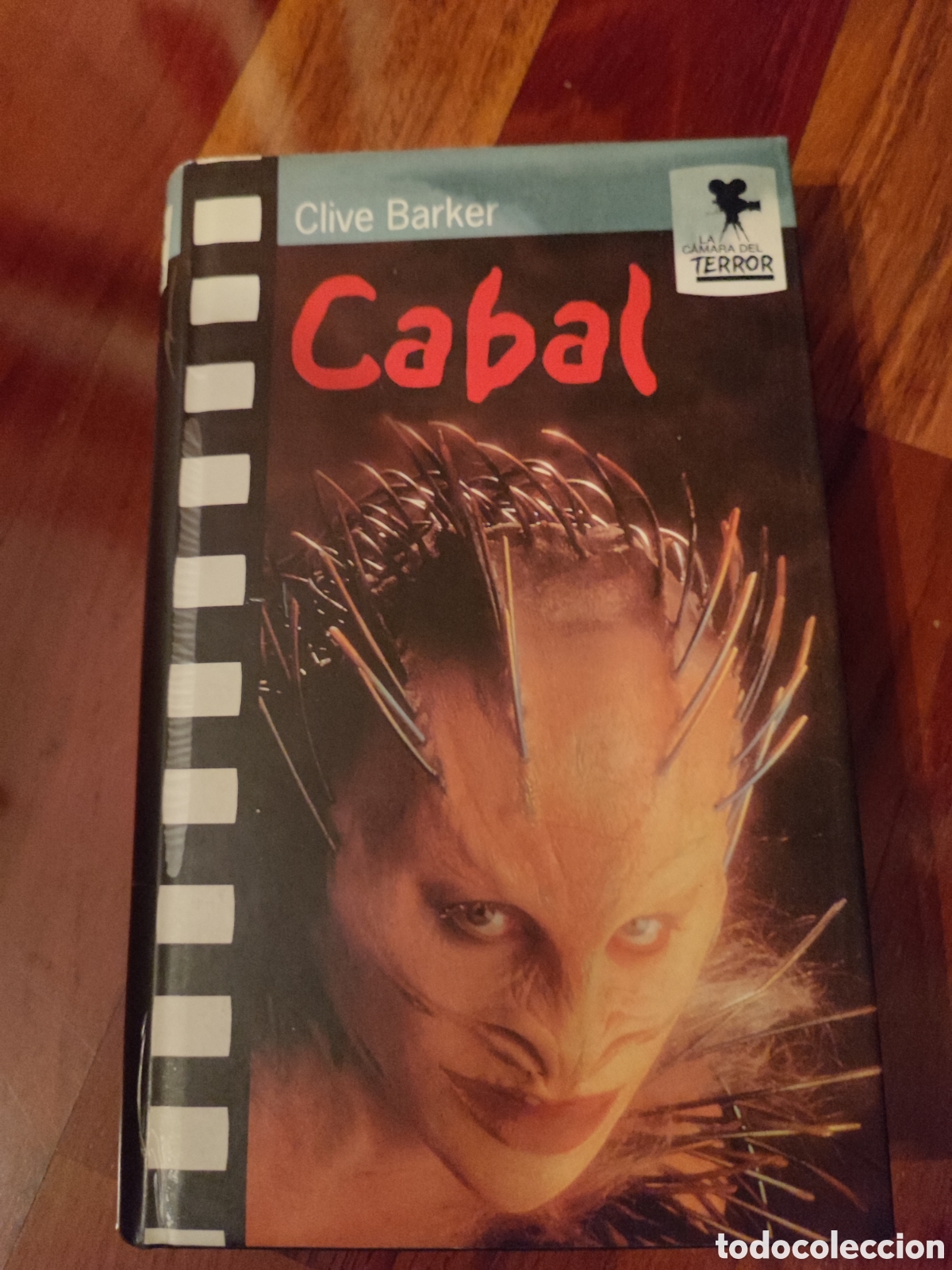 Libros de segunda mano: Cabal. Barker. - Foto 1