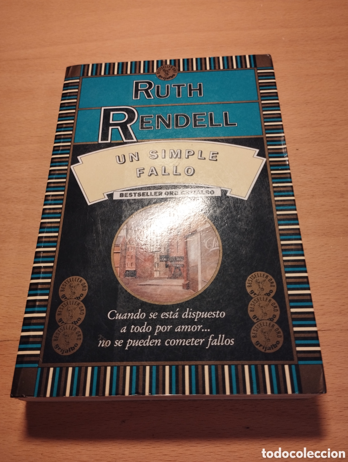 Libros de segunda mano: UN SIMPLE FALLO (RUTH RENDELL) - Foto 1