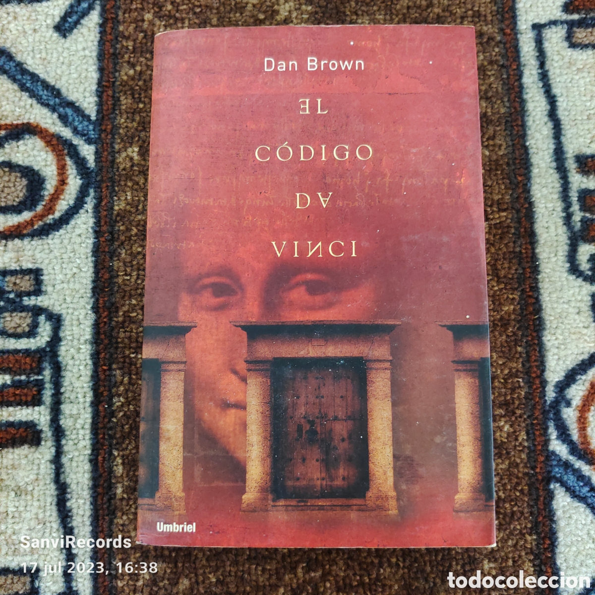 Libros de segunda mano: EL C&Oacute;DIGO DA VINCI (DAN BROWN) (UMBRIEL) - Foto 1