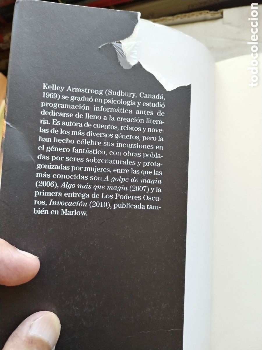 Libros de segunda mano: DESPERTAR/KELLE ARMSTRONG - Foto 2
