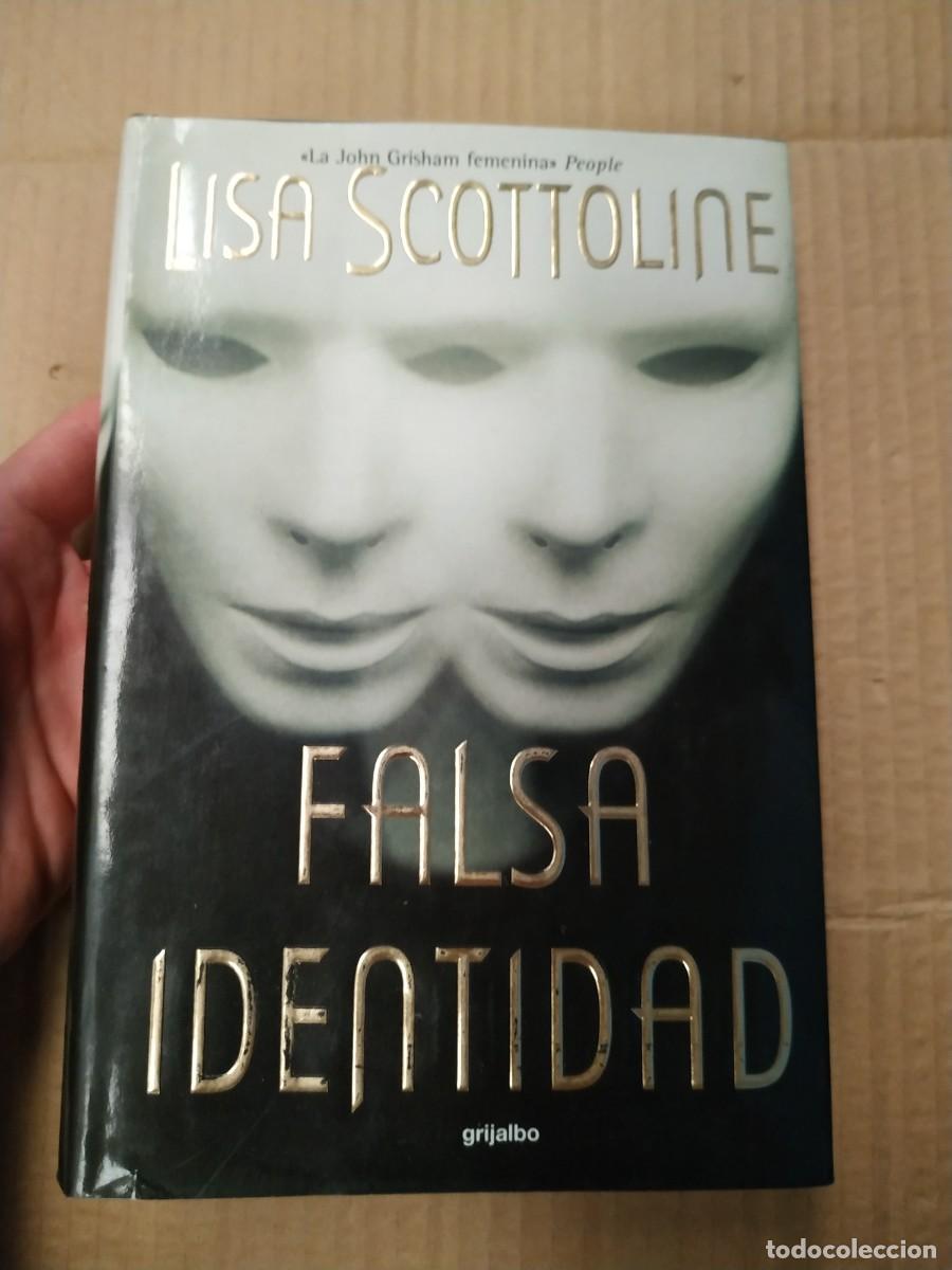 Libros de segunda mano: Falsa identidad - Lisa Scottoline - Foto 1