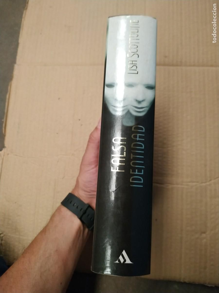 Libros de segunda mano: Falsa identidad - Lisa Scottoline - Foto 3