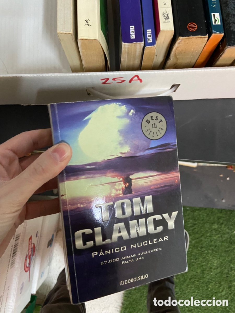 Libros de segunda mano: Esco17 tom clancy - P&Aacute;NICO NUCLEAR - Foto 1