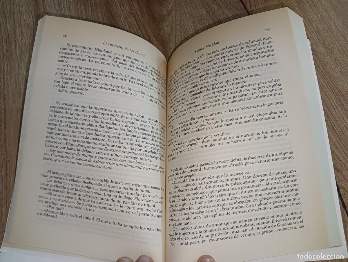 Libros de segunda mano: El capricho de los dioses Sidney Sheldon - Foto 3