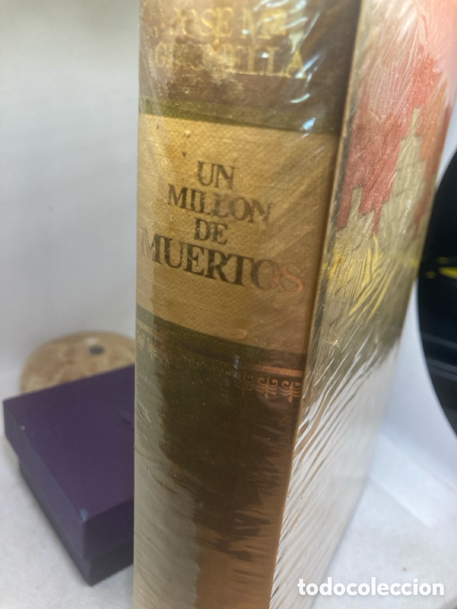 Libros de segunda mano: UN MILL&Oacute;N DE MUERTOS - Foto 2