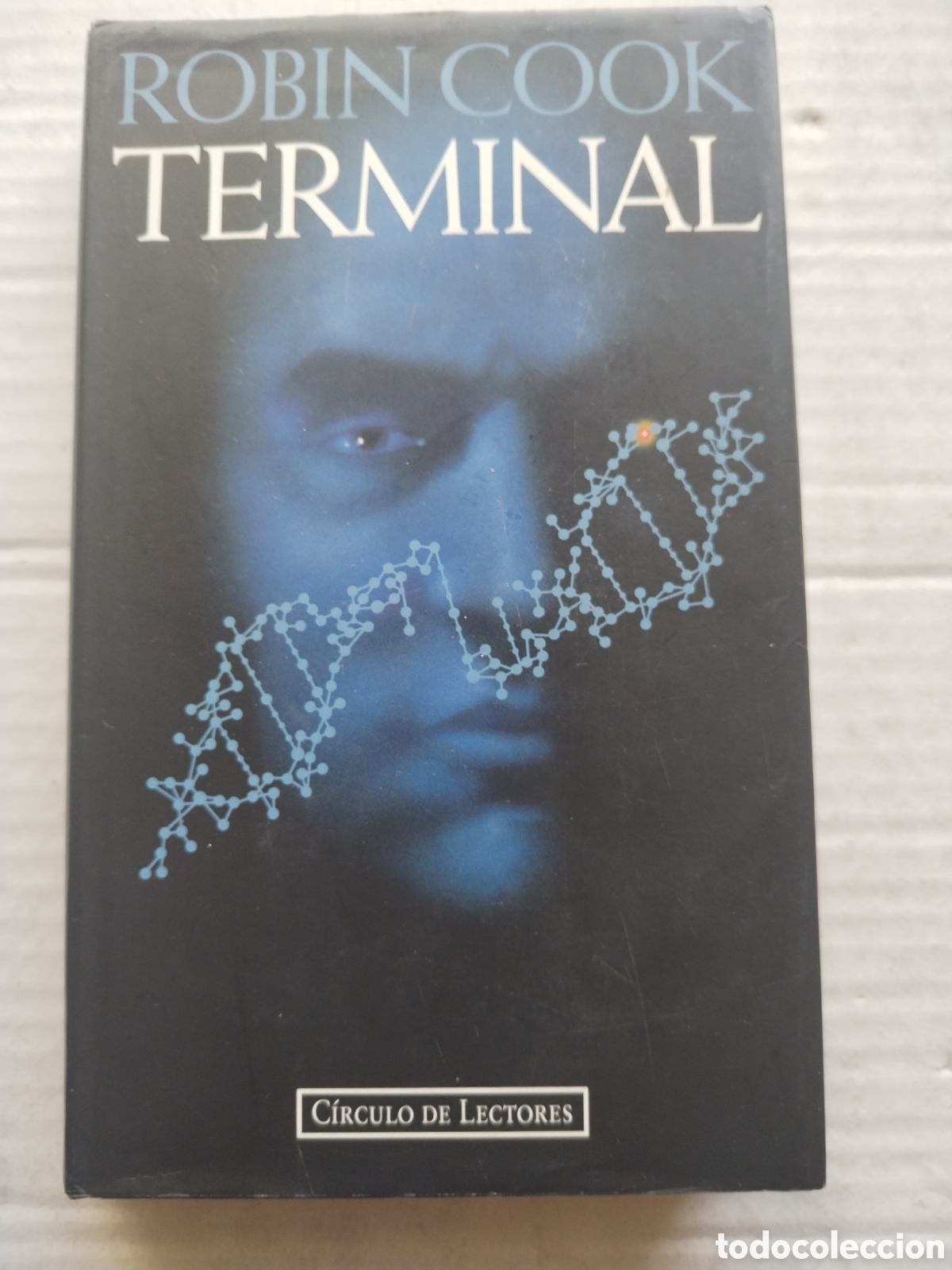 Libros de segunda mano: TERMINAL/ROBIN COOK - Foto 1