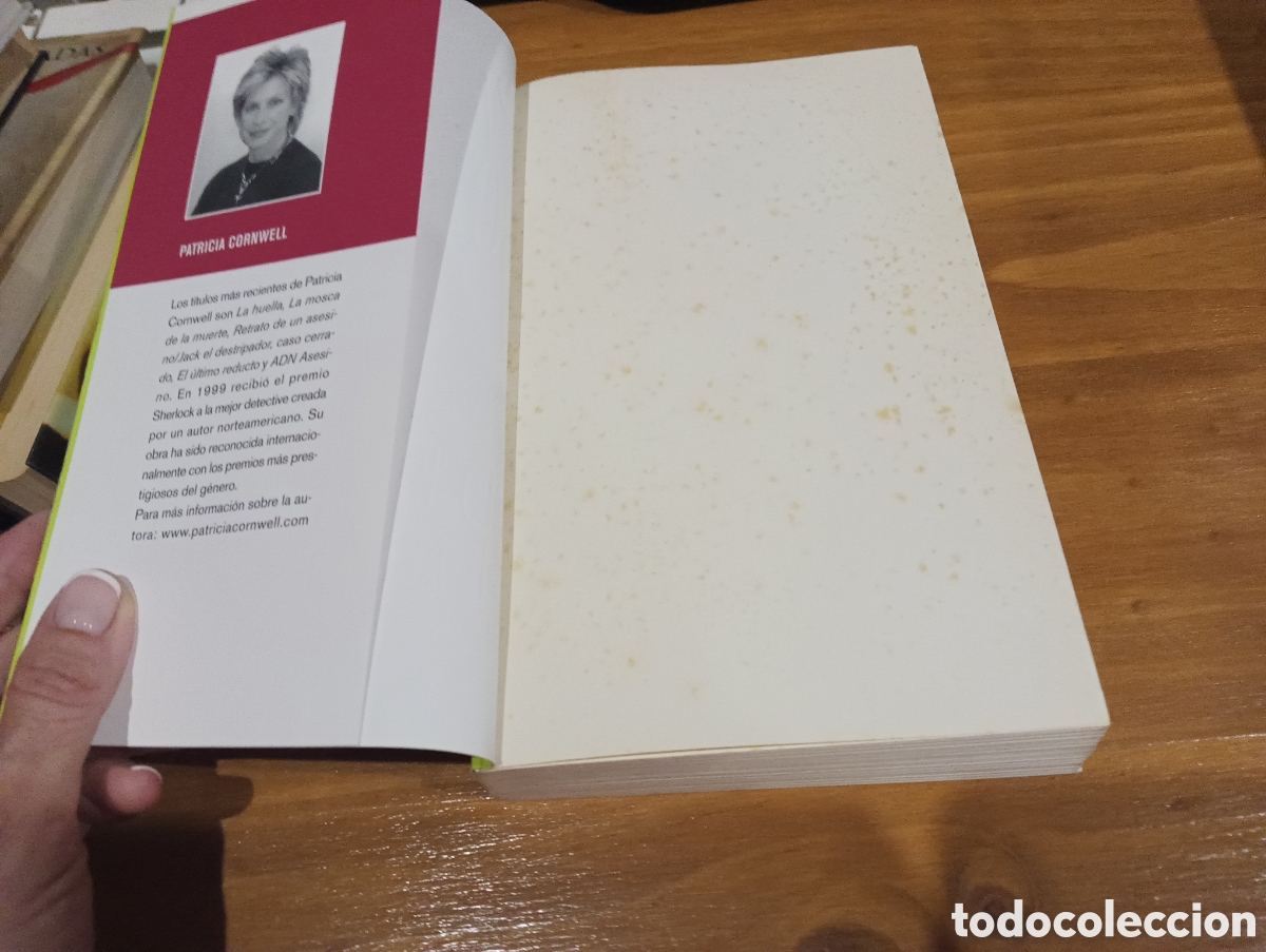 Libros de segunda mano: Patricia Cornwell. Predator. - Foto 2