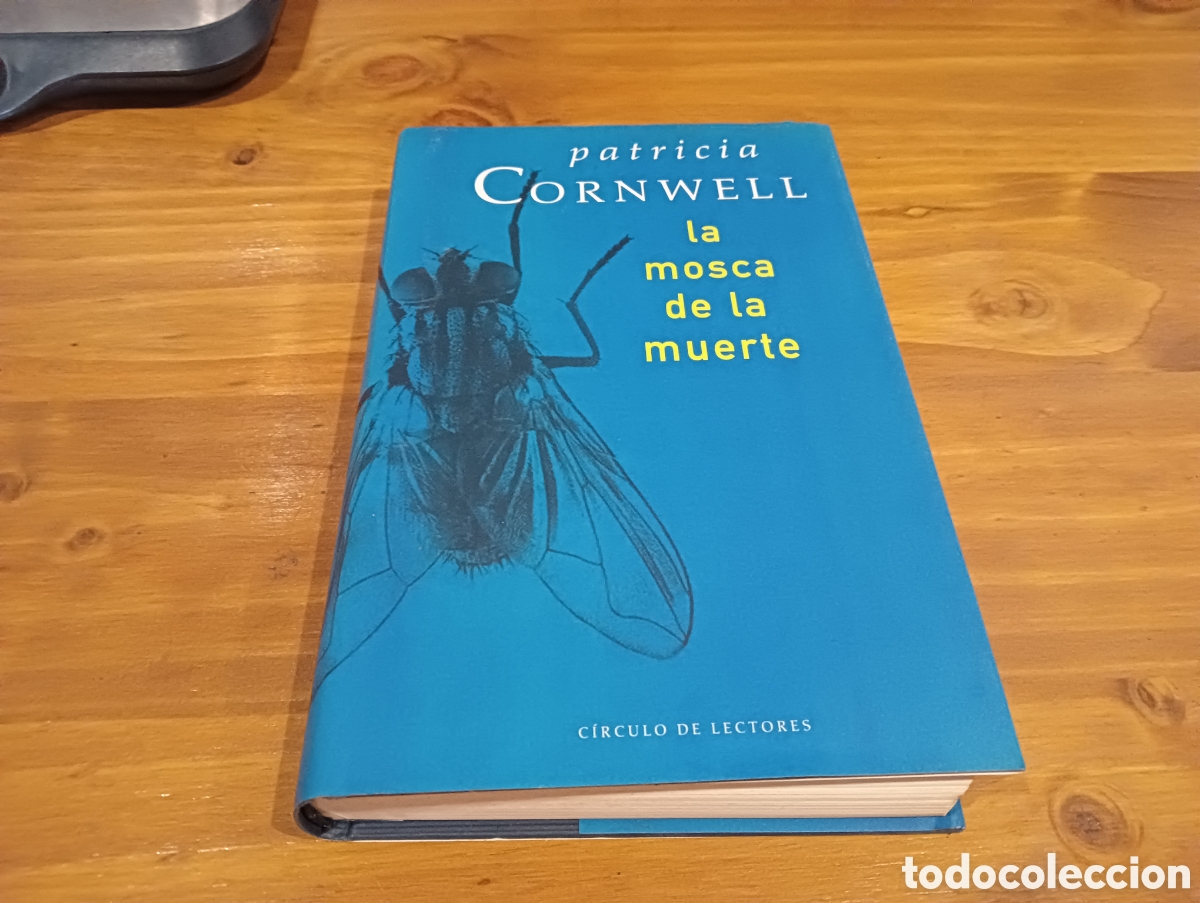 Libros de segunda mano: La mosca de la muerte. - Foto 1