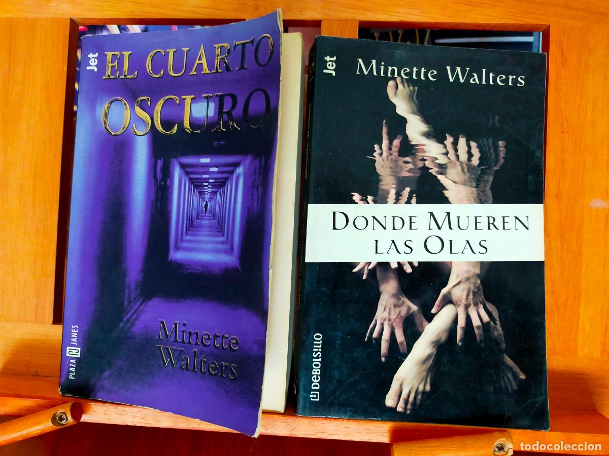 Libros de segunda mano: EL CUARTO OSCURO + DONDE MUEREN LAS OLAS. MINETTE WALTERS