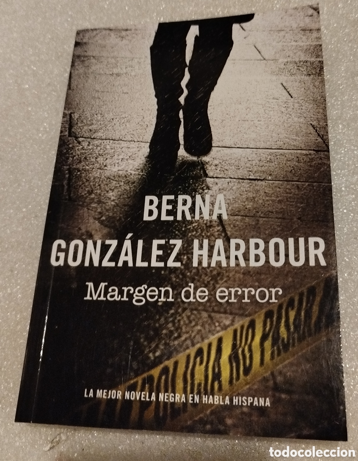 Libros de segunda mano: Margen de error - Berna Gonz&aacute;lez Harbour - Foto 1