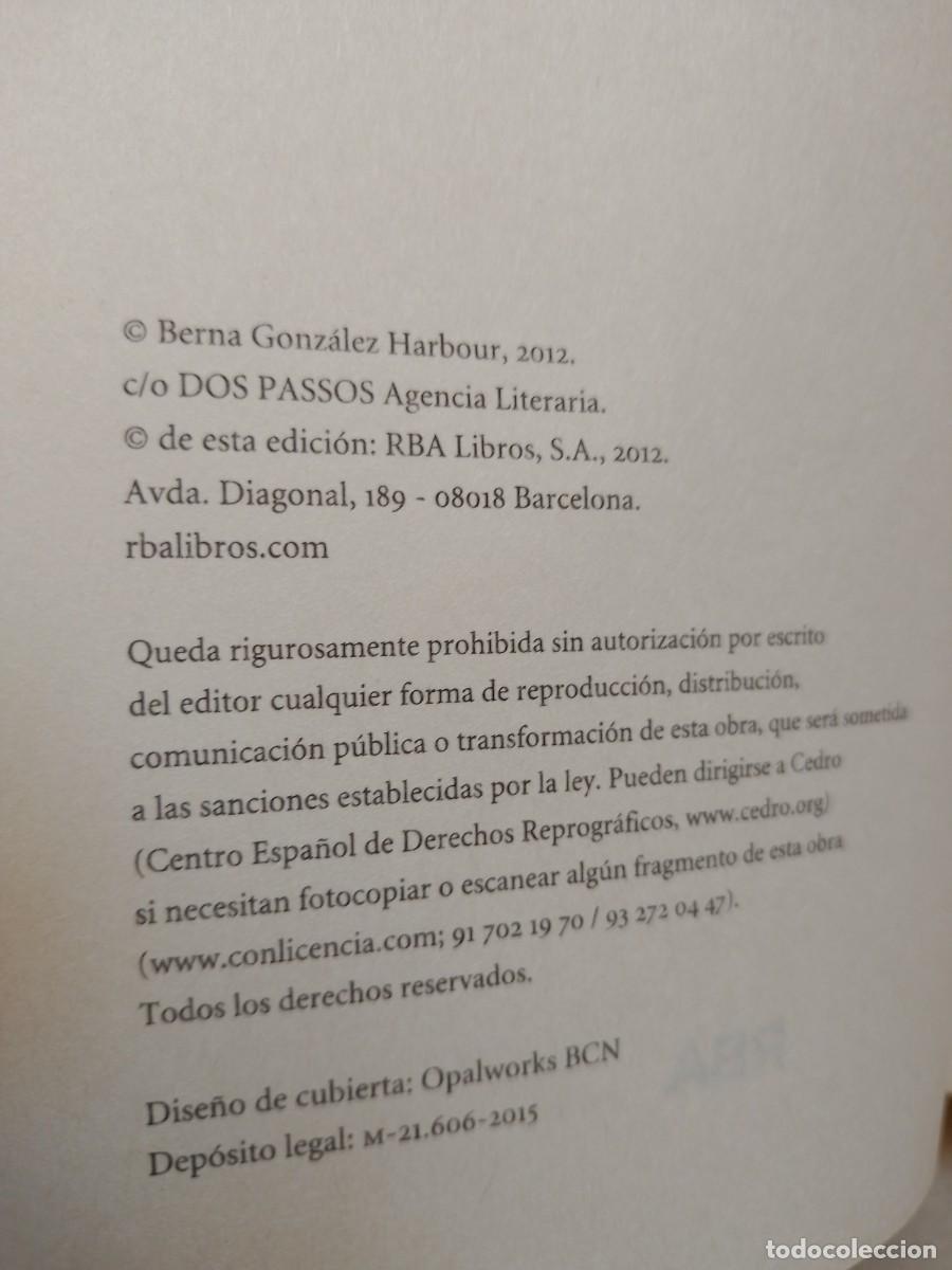 Libros de segunda mano: VERANO EN ROJO , novela - Foto 4