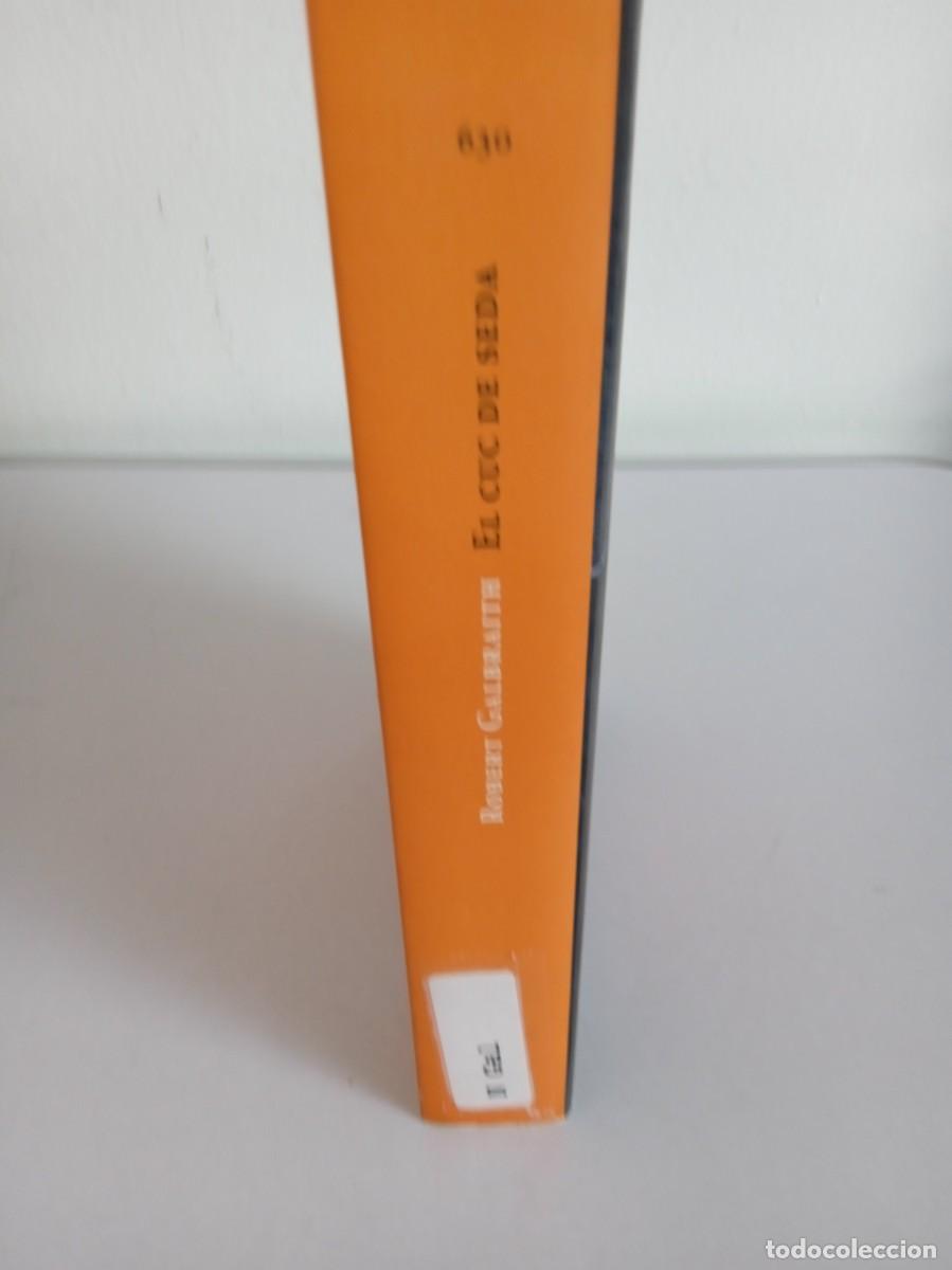Libros de segunda mano: EL CUC DE SEDA Robert Galbraith - Foto 2