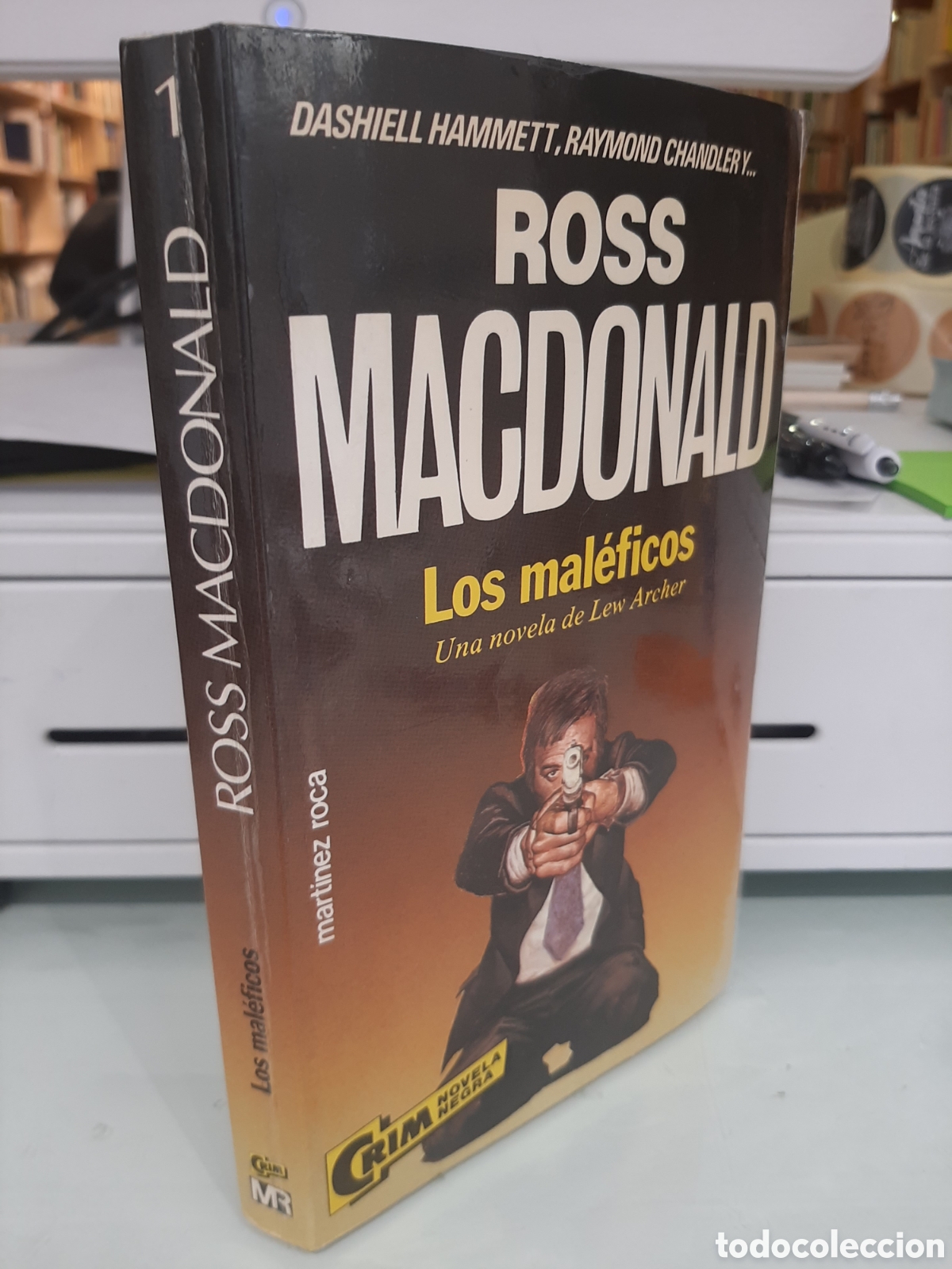 Libros de segunda mano: Ross Macdonald. Los mal&eacute;ficos - Foto 1