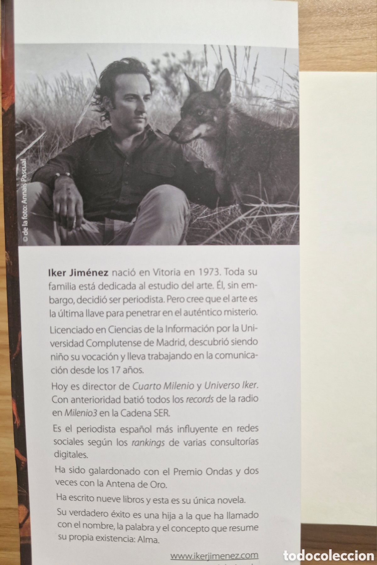 Libros de segunda mano: CAMPOSANTO - Iker Jim&eacute;nez - Foto 2