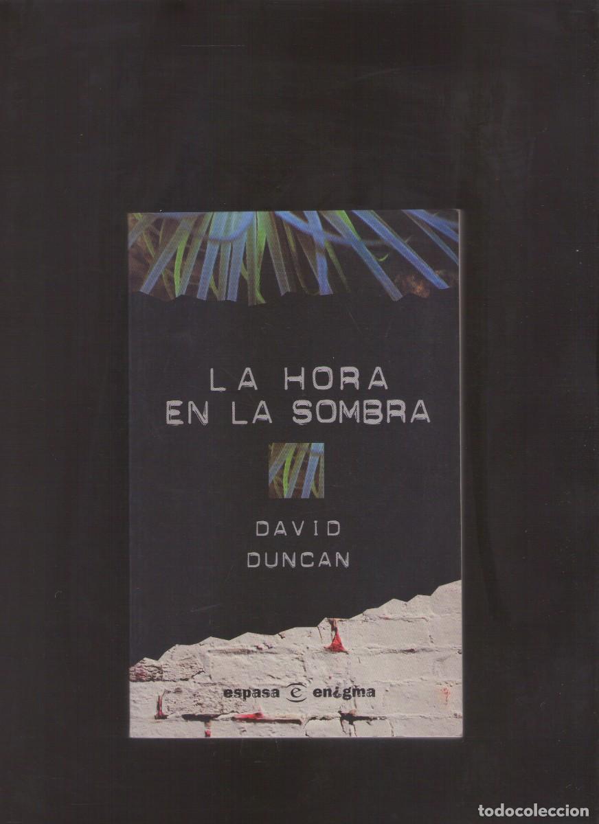 Libros de segunda mano: Bd. La hora en la sombra (David Duncan) - Foto 1