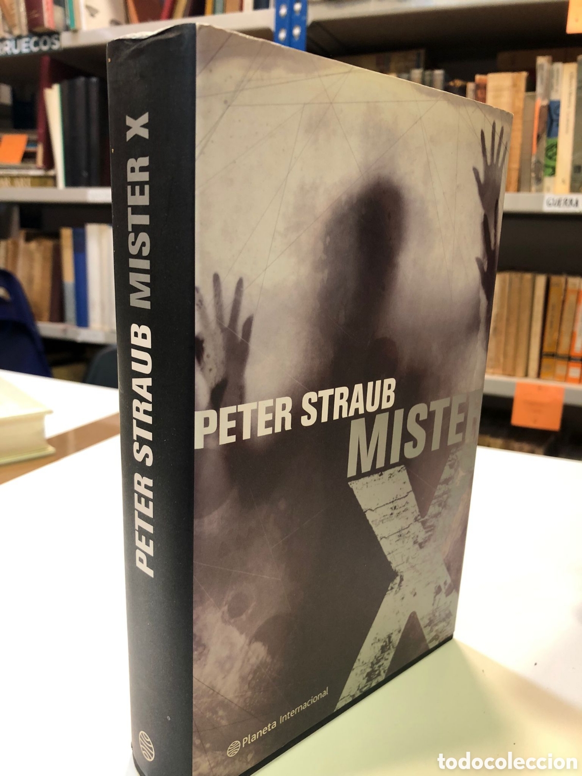 Libros de segunda mano: Mister X - Peter Straub - Foto 1