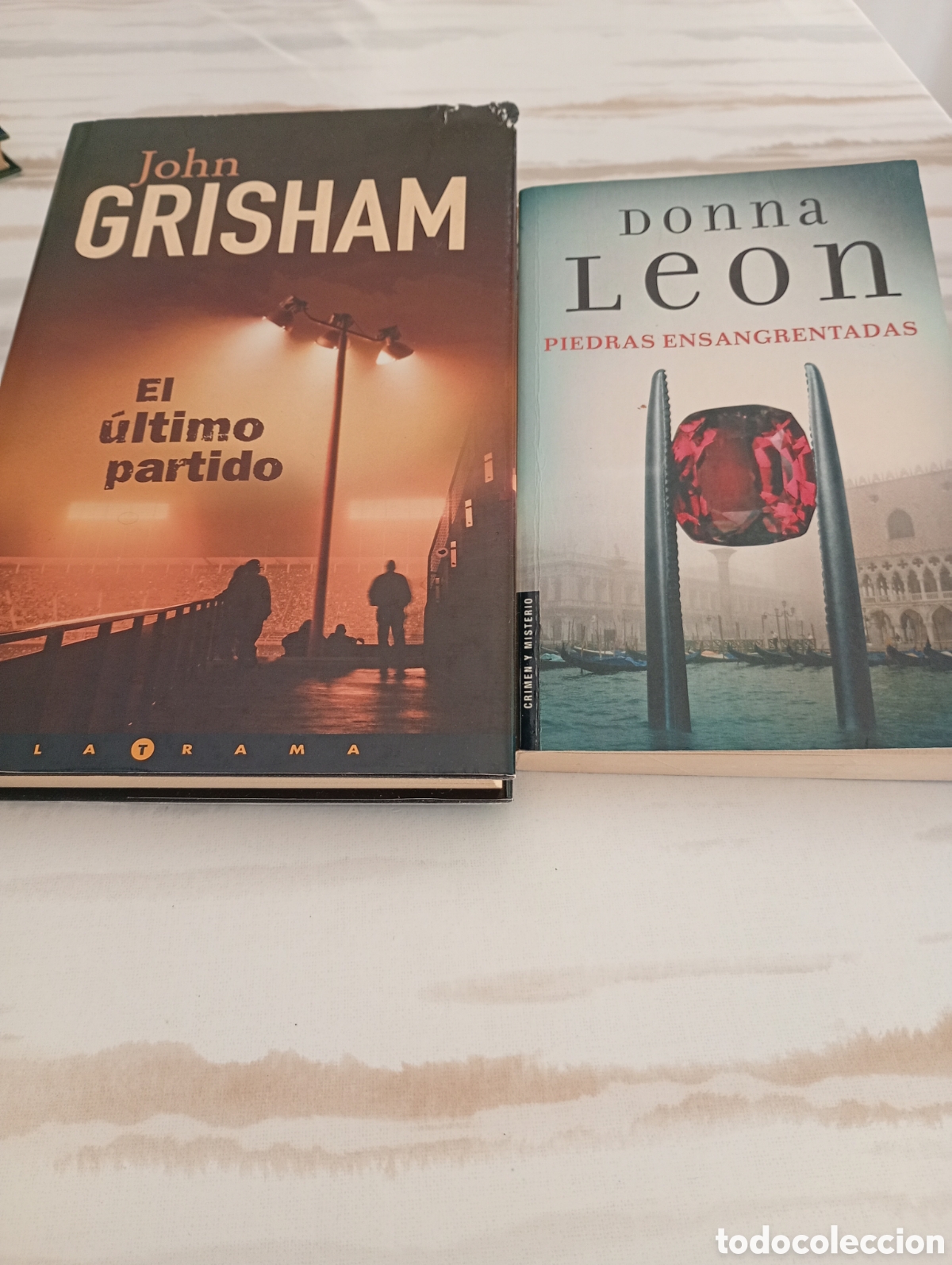 Libros de segunda mano: &iexcl;Abril es el mes del libro! 2 novelas ocasi&oacute;n