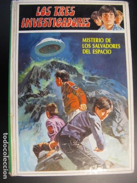 Second hand books: MISTERIO DE LOS SALVADORES DEL ESPACIO-32- ALFRED HITCHCOCK Y LOS TRES INVESTIGADORES-MOLINO
