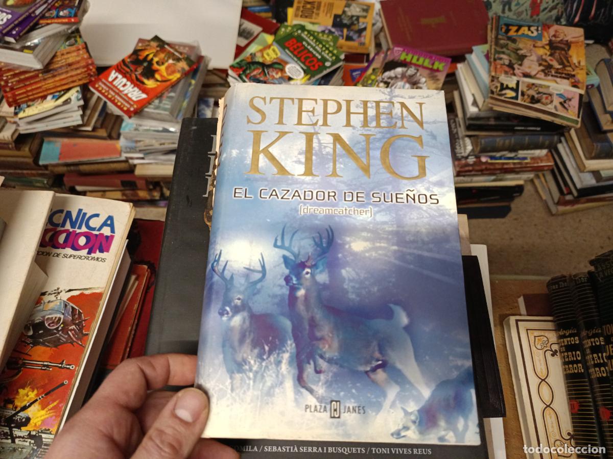 Libros de segunda mano: EL CAZADOR DE SUE&Ntilde;OS. STEPHEN KING. PLAZA & JAN&Eacute;S . 1&ordf; EDICI&Oacute;N 2001. TAPA DURA. VER FOTOS.