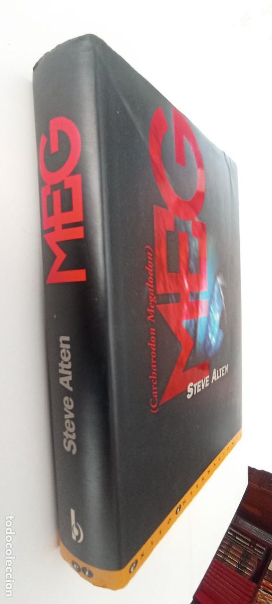 Libros de segunda mano: MEG - CARCHARODON MEGALODON - STEVE ALTEN - 1&ordf; EDICI&Oacute;N 1997 - MUY, MUY NUEVO