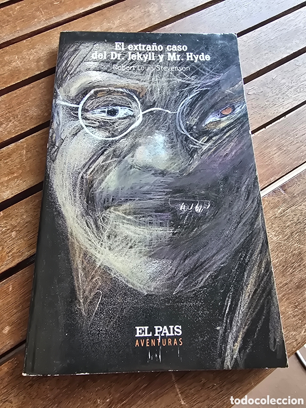 Libros de segunda mano: El extra&ntilde;o caso del Dr. Jekyll y Mr. Hyde Robert Louis Stevenson EL PA&Iacute;S 2004 clasicos
