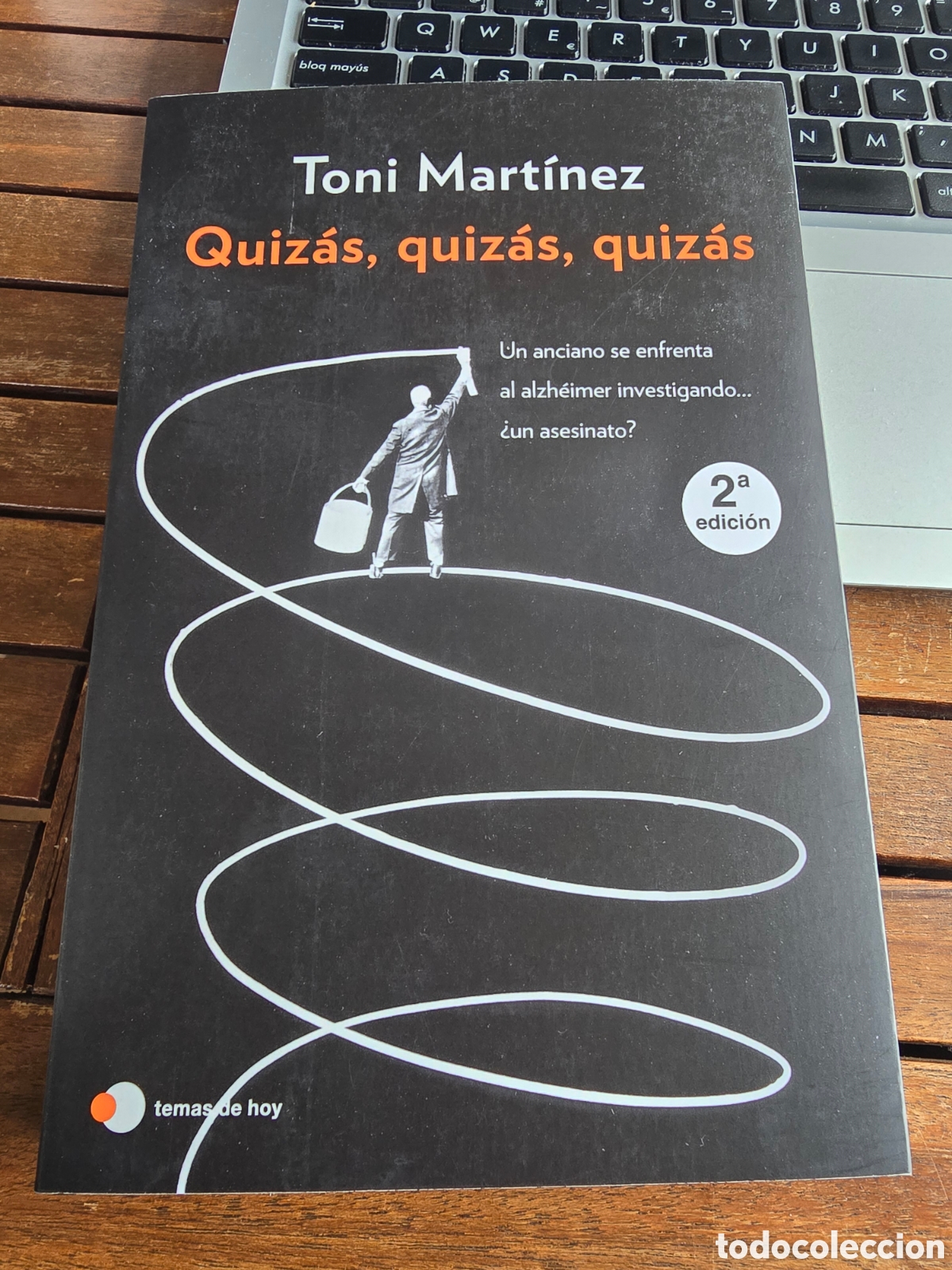 Libros de segunda mano: Quiz&aacute;s, quiz&aacute;s, quiz&aacute;s Mart&iacute;nez, Toni Editorial TEMAS HOY 2025 Novela 2&ordf; edicion