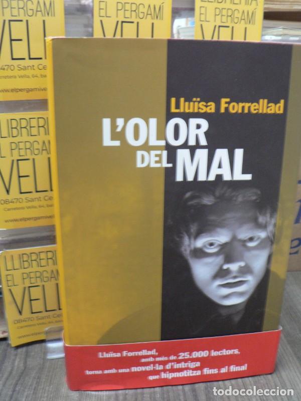 Libros de segunda mano: L'Olor del mal - Llu&iuml;sa Forrellad - Angle Editorial - Narratives, 51