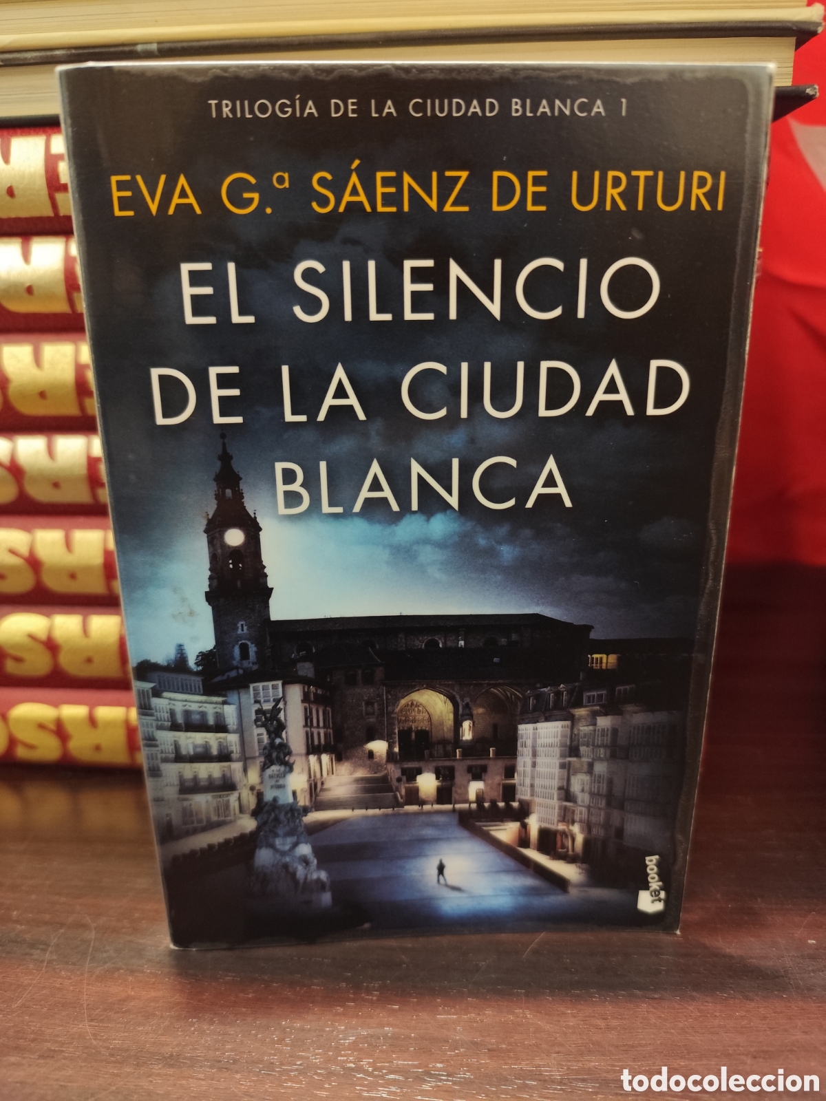 Libros de segunda mano: EL SILENCIO DE LA CIUDAD BLANCA - TRILOG&Iacute;A DE LA CIUDAD BLANCA 1 - booket 2021