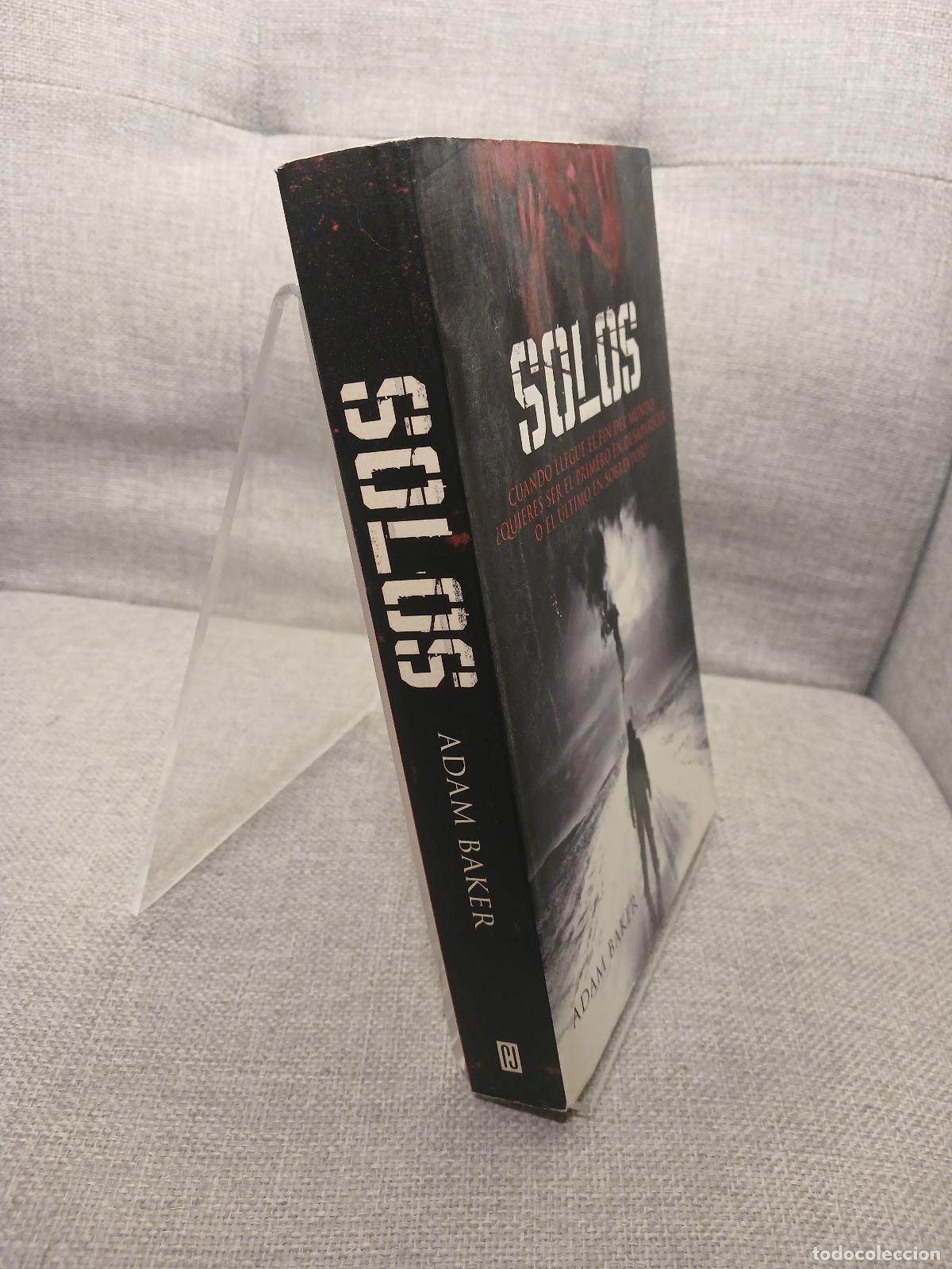 Libros de segunda mano: Solos - Adam Baker - Foto 2