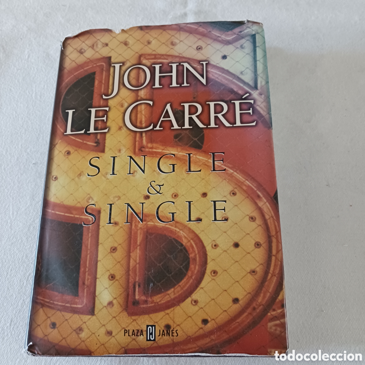 Libros de segunda mano: Single&Single de John Le Carr&eacute; - Foto 1