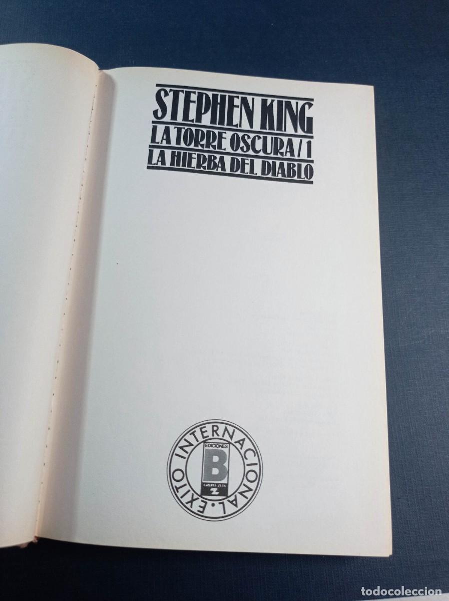 Libros de segunda mano: LA TORRE OSCURA 1: LA HIERBA DEL DIABLO. STEPHEN KING. TRADUCE JORGE LUIS MUSTIELES. MICHAEL WHELAN