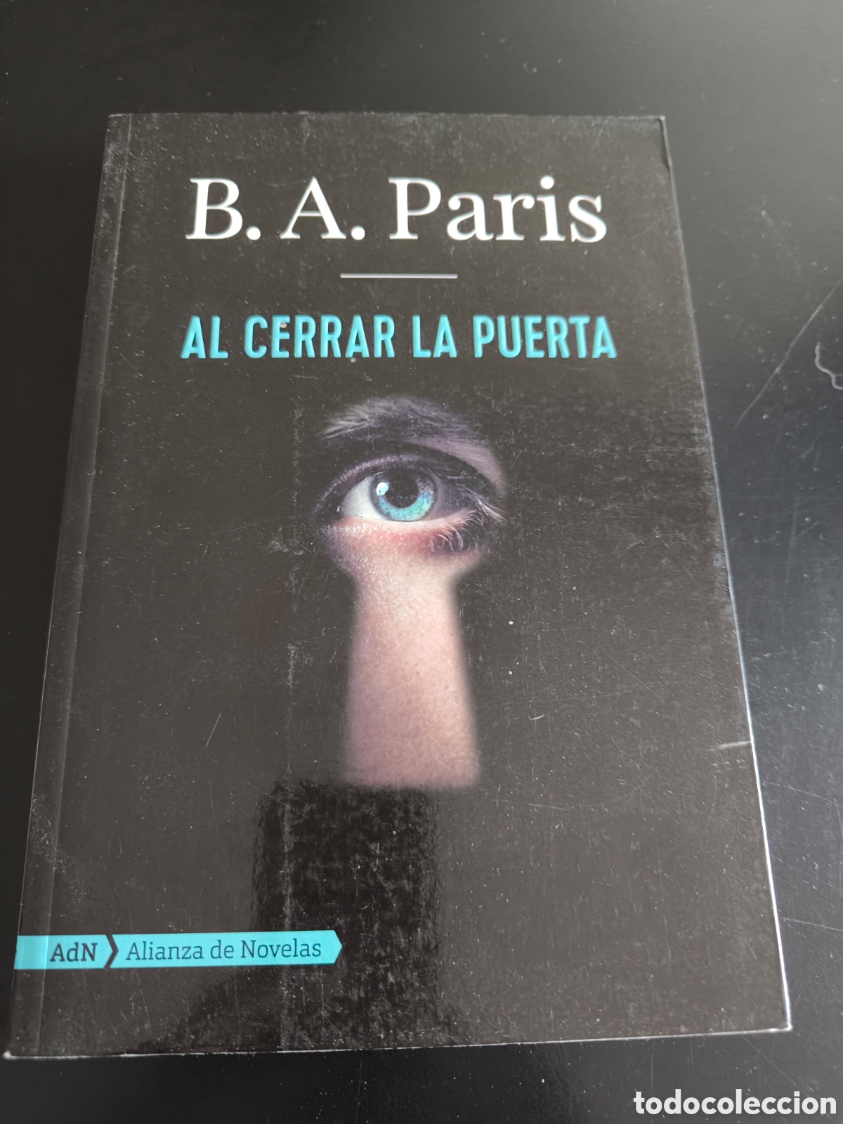 Libros de segunda mano: Al cerrar la puerta. B a paris