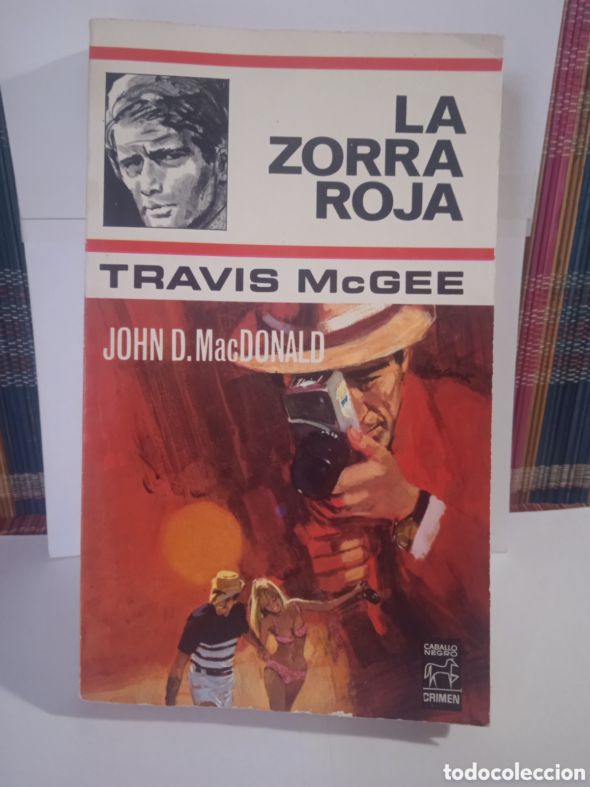 Libros de segunda mano: TRAVIS MCGEE, LA ZORRA ROJA * JOHN MACDONALD * serie Caballo Negro Crimen