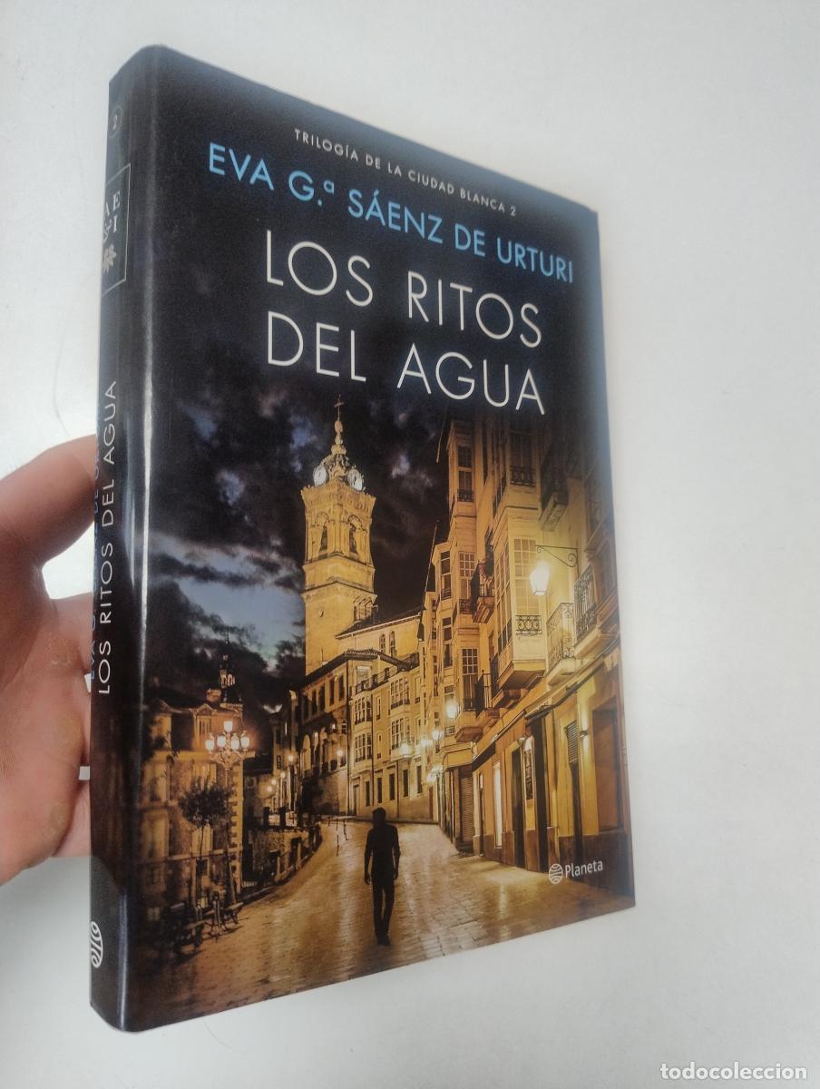 Libros de segunda mano: Los ritos del agua - Eva Garc&iacute;a S&aacute;enz