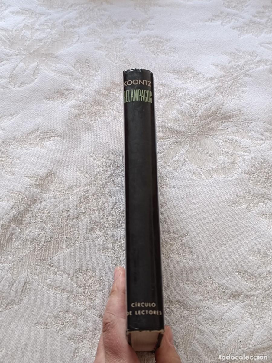 Libros de segunda mano: Rel&aacute;mpagos de Dean Koontz - Foto 3