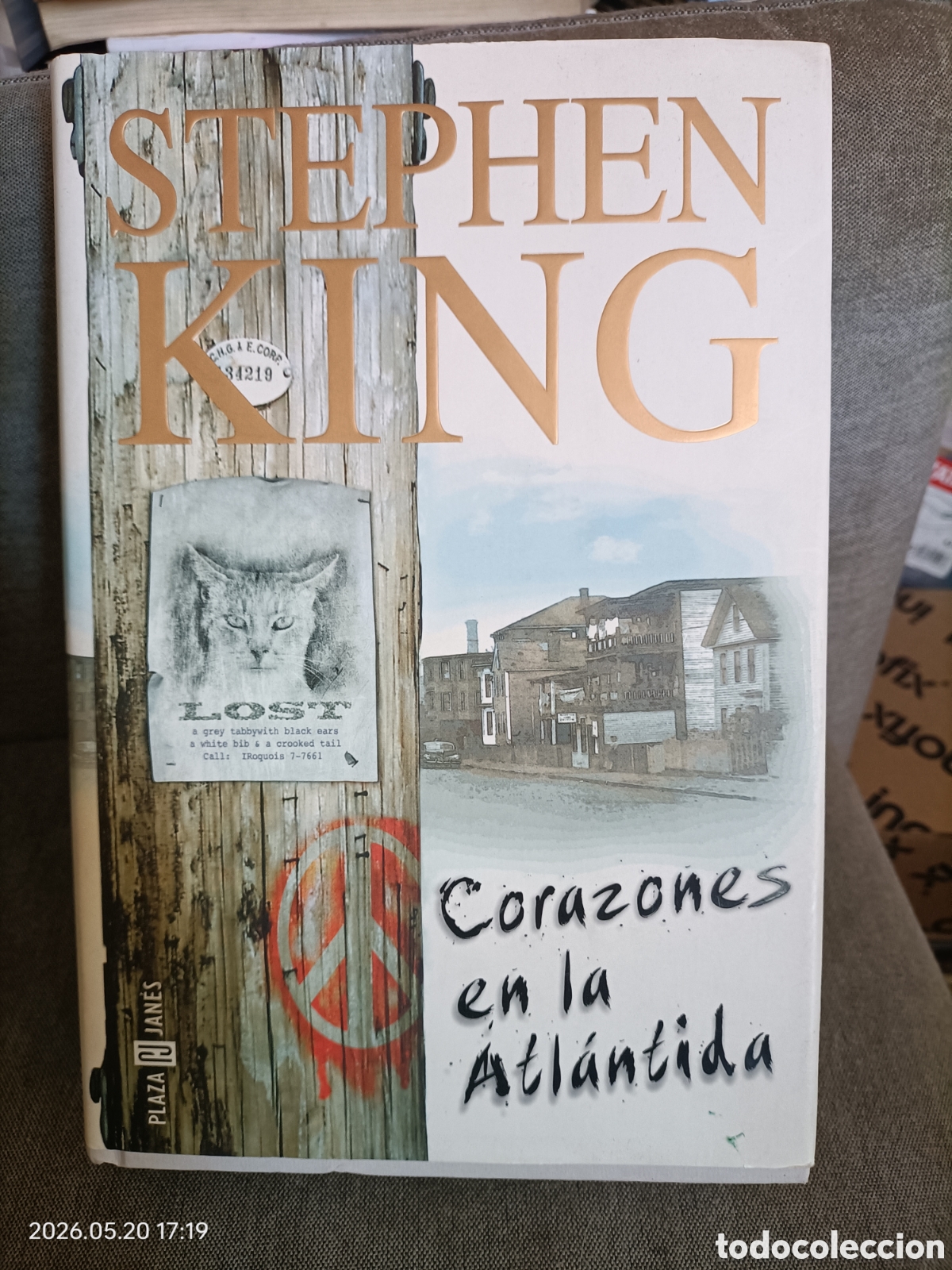 Libros de segunda mano: STEPHEN KING. CORAZONES EN LA ATL&Aacute;NTIDA. PLAZA & JAN&Eacute;S. 1&ordf; EDICI&Oacute;N 1999.