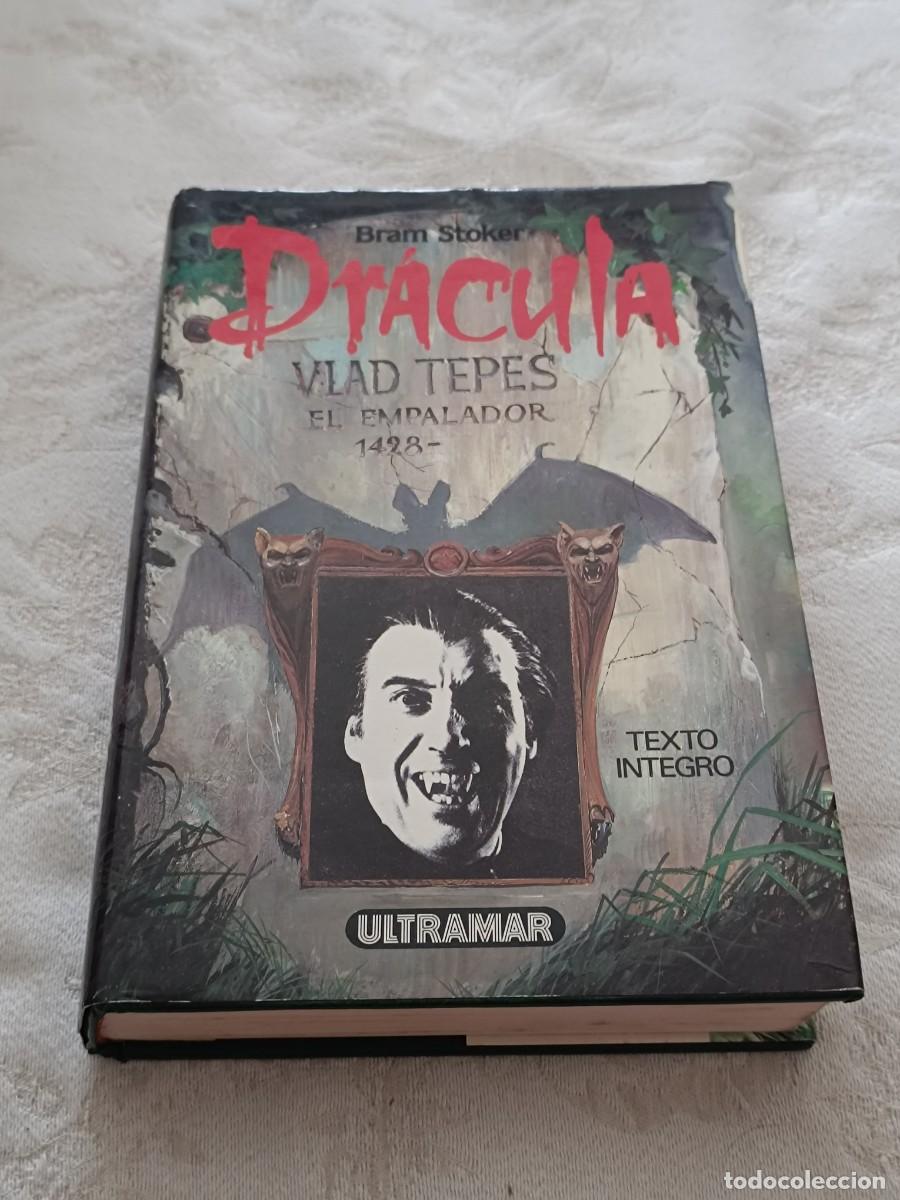 Libros de segunda mano: Dr&aacute;cula de Bram Stoker
