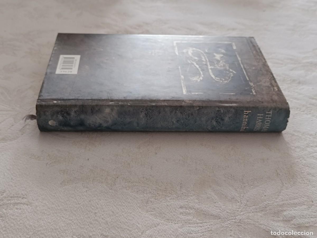 Libros de segunda mano: Hannibal de Thomas Harris - Foto 3