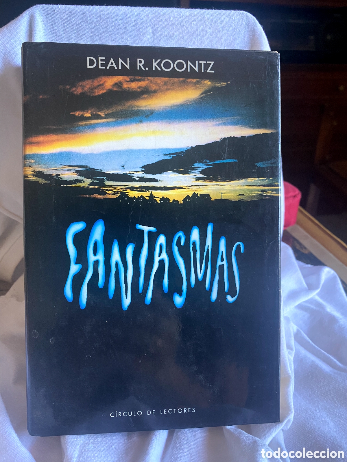 Libros de segunda mano: Fantasmas - Dean R Koontz (PEDIDO MINIMO 10&euro;)