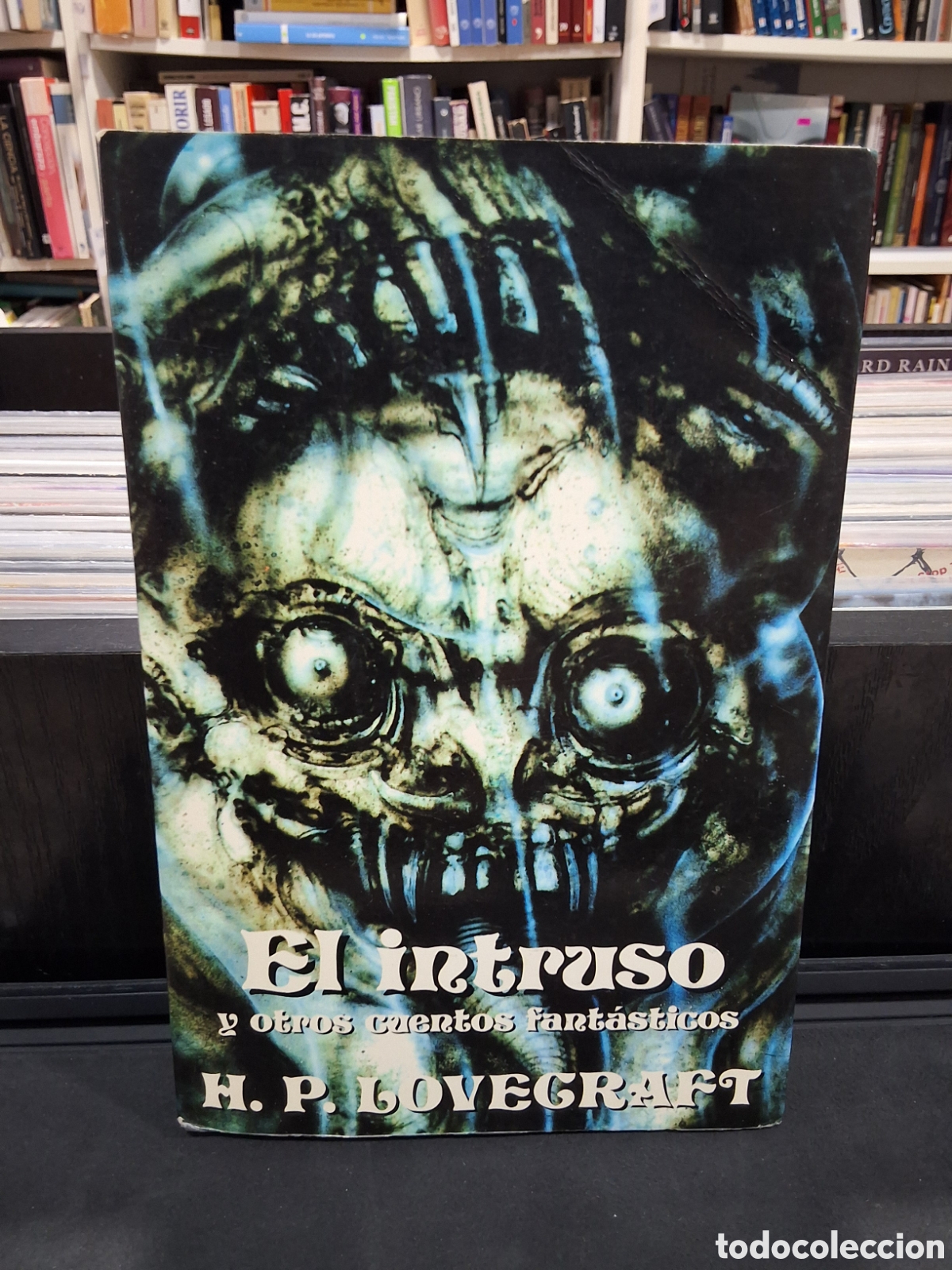 Libros de segunda mano: EL INTRUSO Y OTROS CUENTOS FANT&Aacute;STICOS - H.P. LOVECRAFT - ENV&Iacute;O DESDE 1&euro;