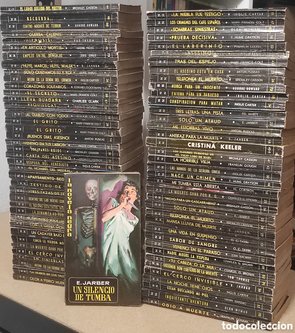 Libros de segunda mano: LOTE DE 88 LIBROS COLECCI&Oacute;N LA NOVELA NEGRA