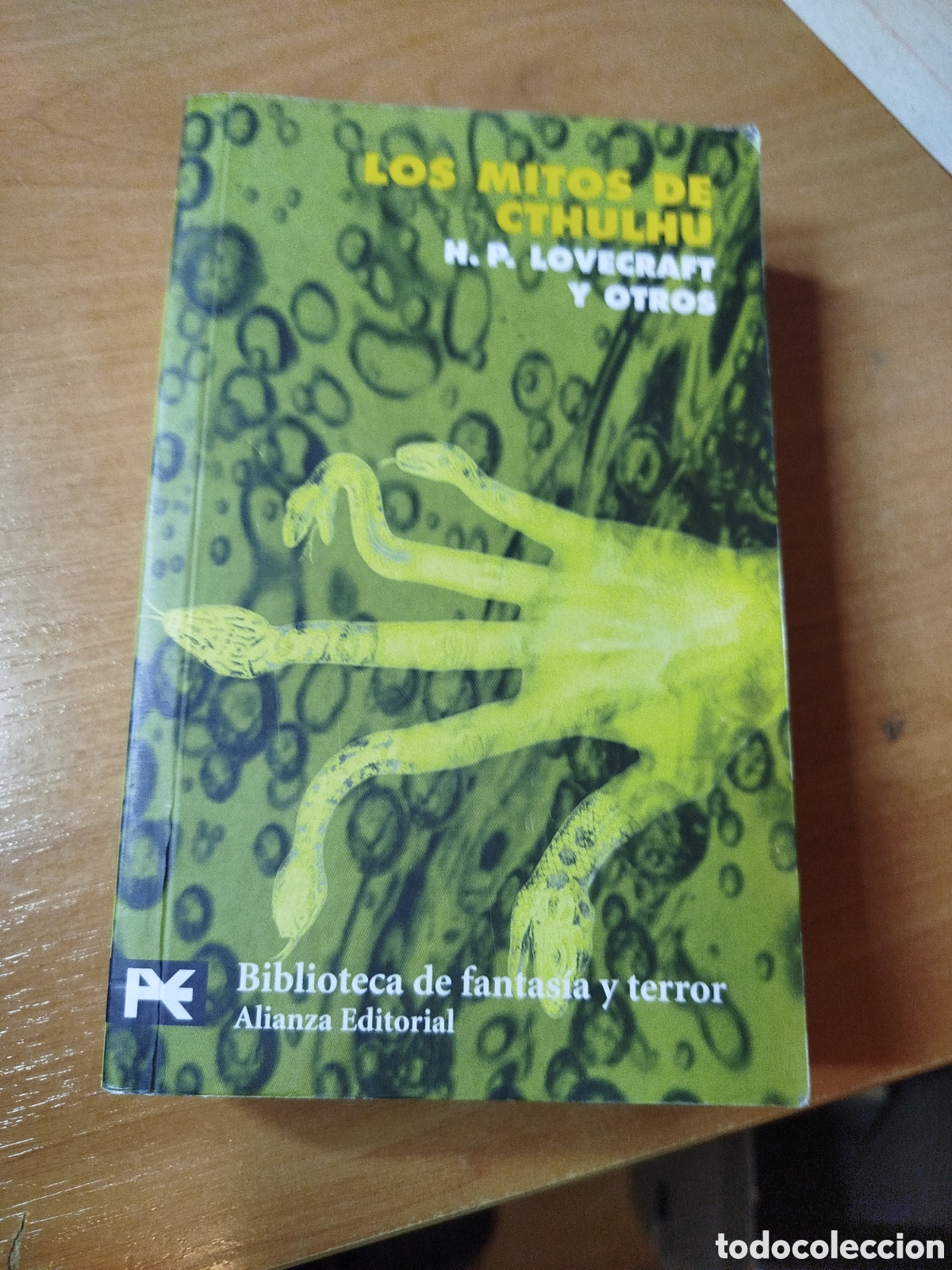 Libros de segunda mano: Los mitos de cthulhu. Lovecraft y otros. Fant&aacute;stico y terror