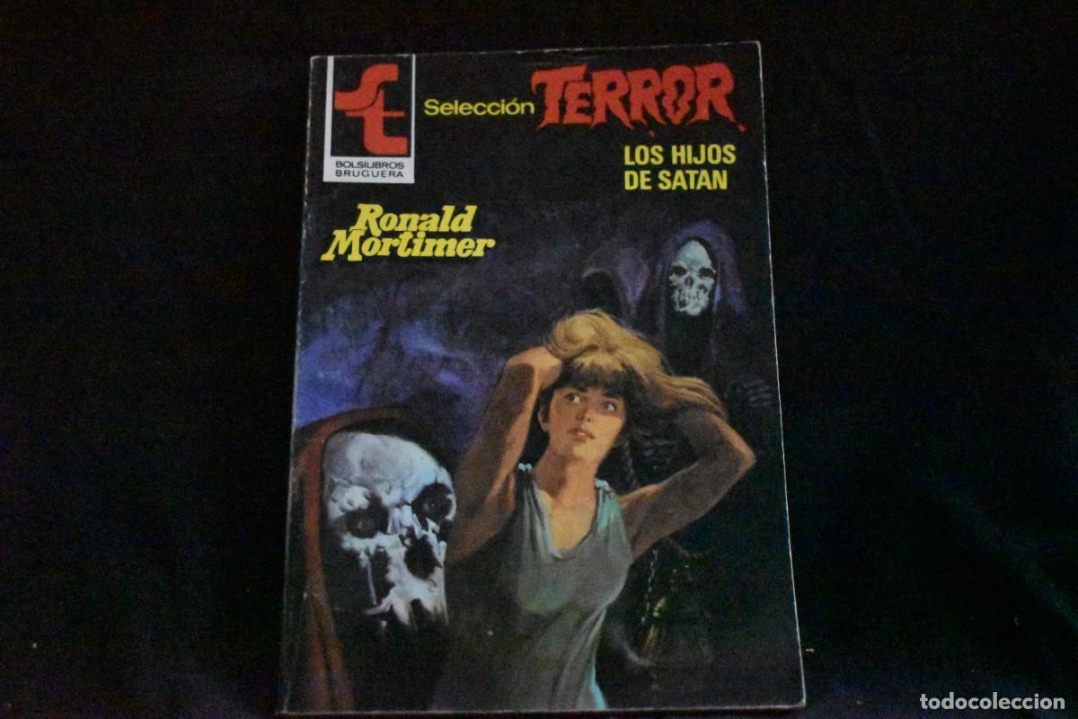 Libros de segunda mano: SELECCI&Oacute;N TERROR N&ordm; 499. LOS HIJOS DE SAT&Aacute;N. RONALD MORTIMER. BOLSILIBROS BRUGUERA