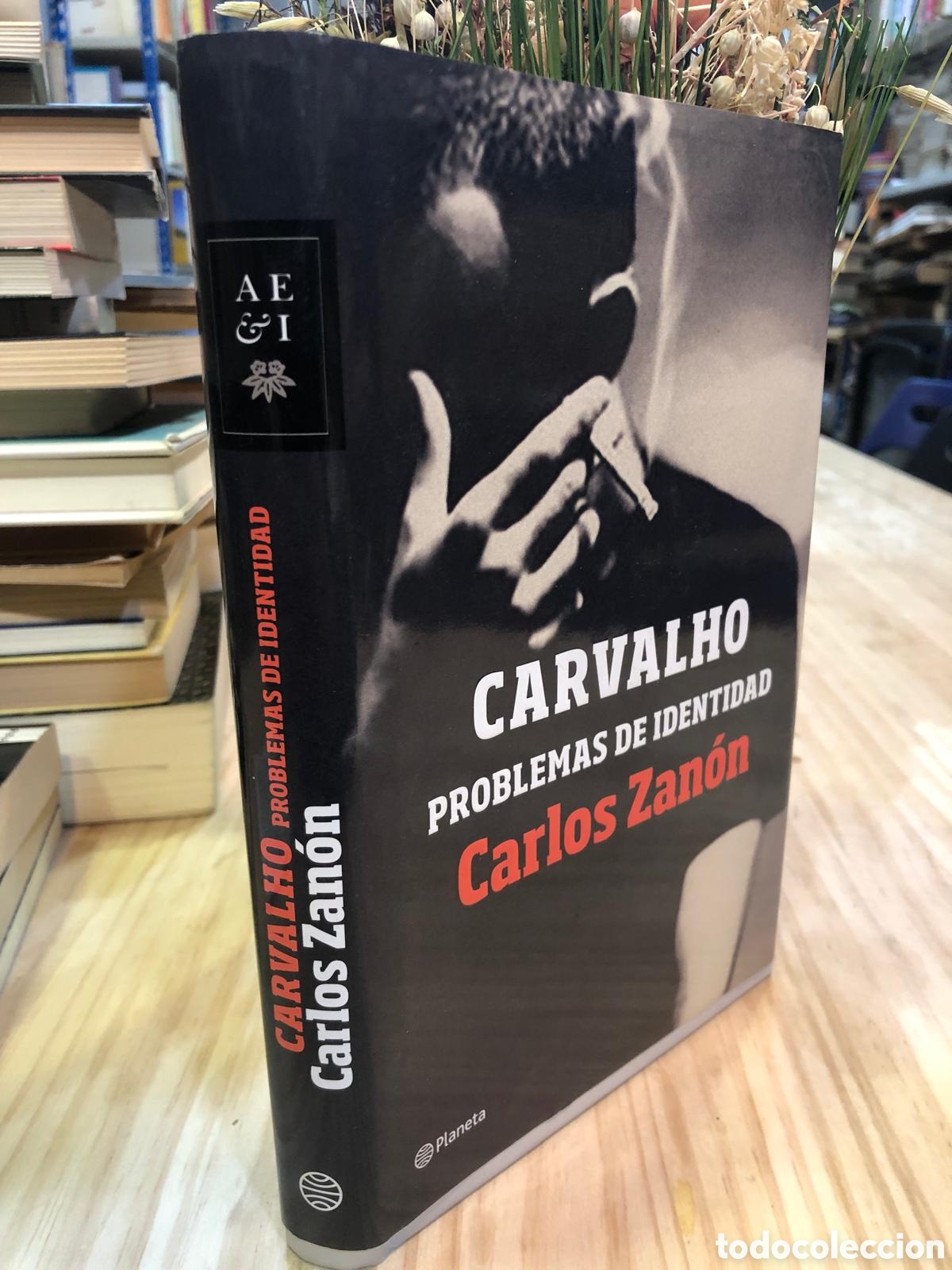 Second hand books: Carvalho. Problemas de Identidad - Carlos Zan&oacute;n