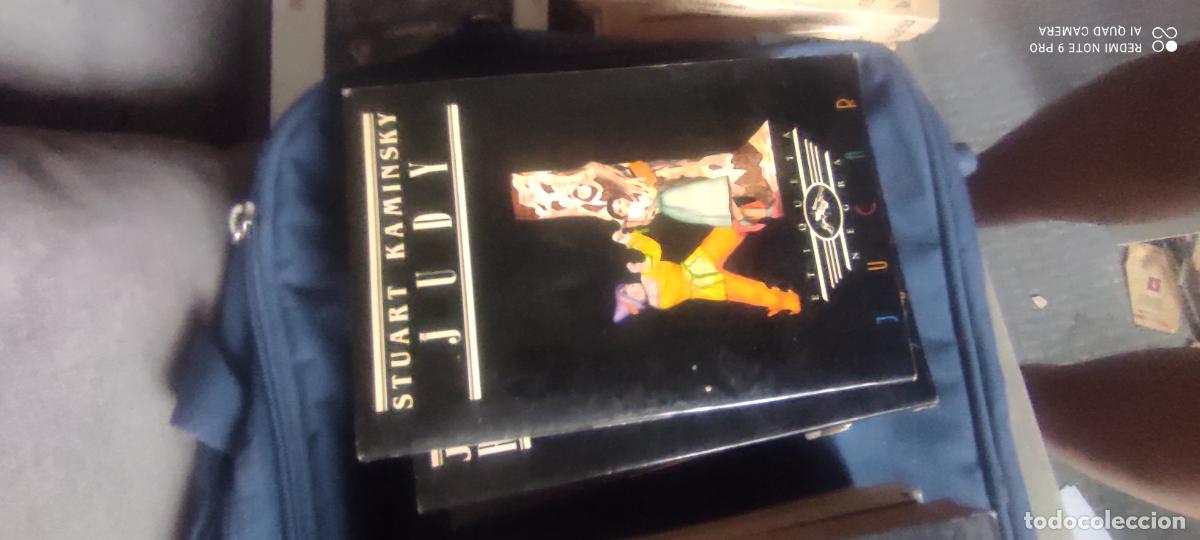 Libros de segunda mano: JUDY STUART KAMINSKY , EDICIONES JUCAR ETIQUETA NEGRA