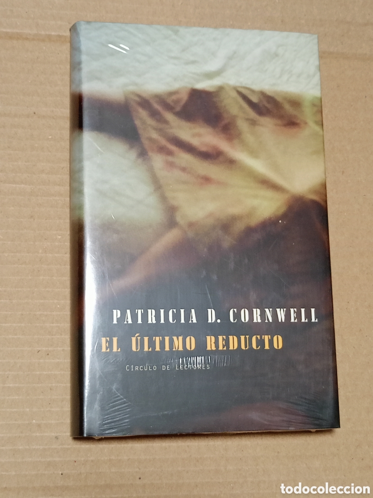 Libros de segunda mano: EL &Uacute;LTIMO REDUCTO / PATRICIA D. CORNWELL / C&Iacute;RCULO DE LECTORES