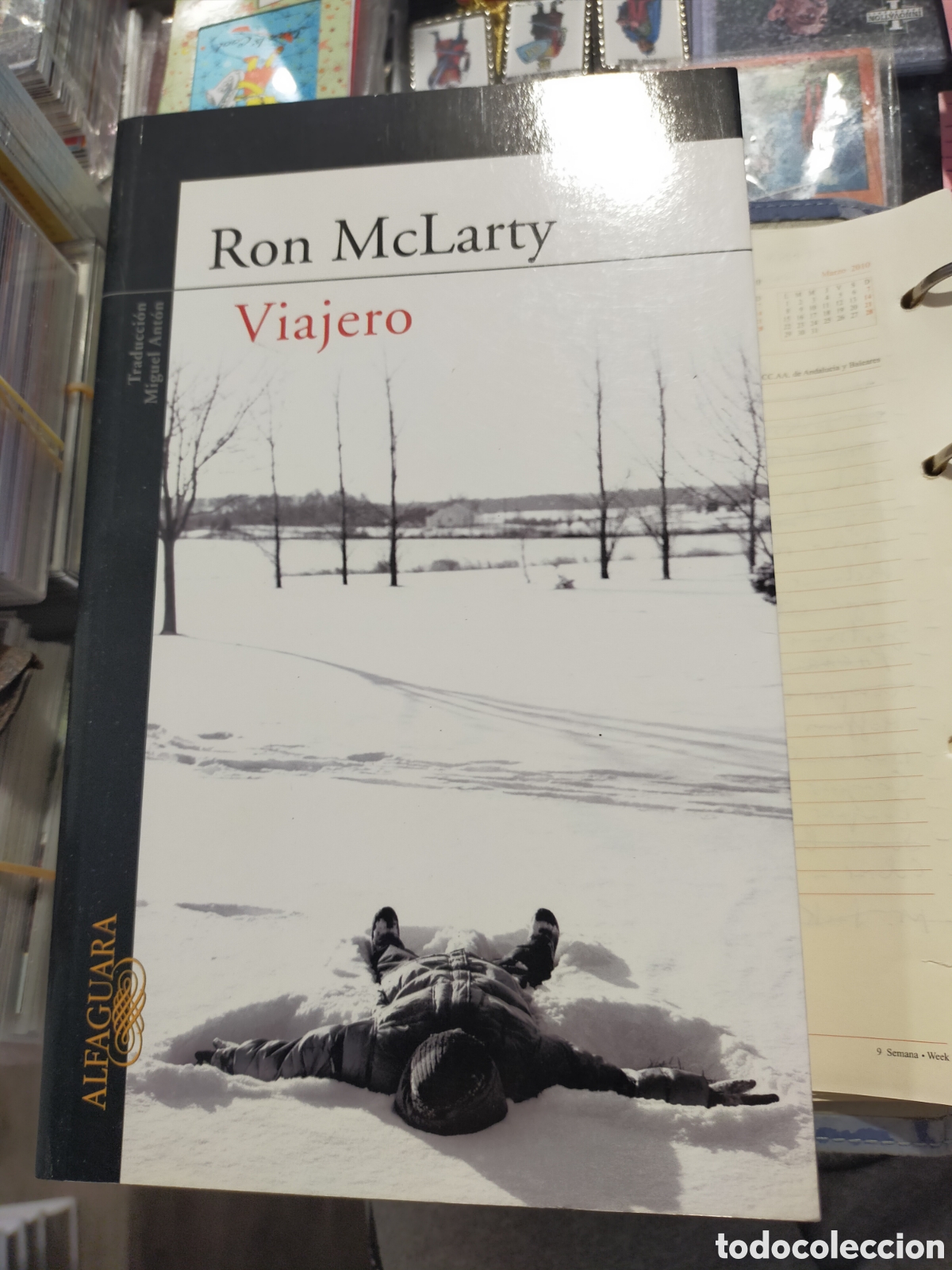 Libros de segunda mano: VIAJERO RON McLARTY ALFAGUARA BUEN ESTADO